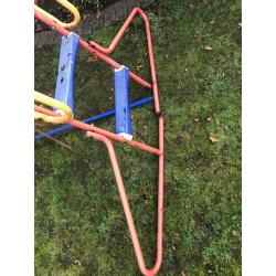 Free metal slide