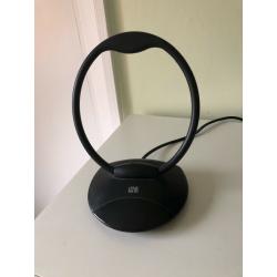 Samsung P2270HD on stand with remote control and aerial