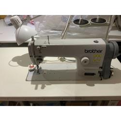 BROTHER INDUSTRIAL SEWING MACHINE