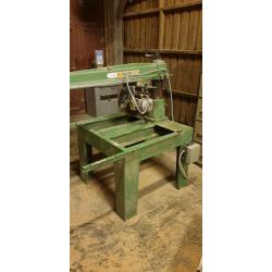 Maggii Radial Arm Saw 960mm cut
