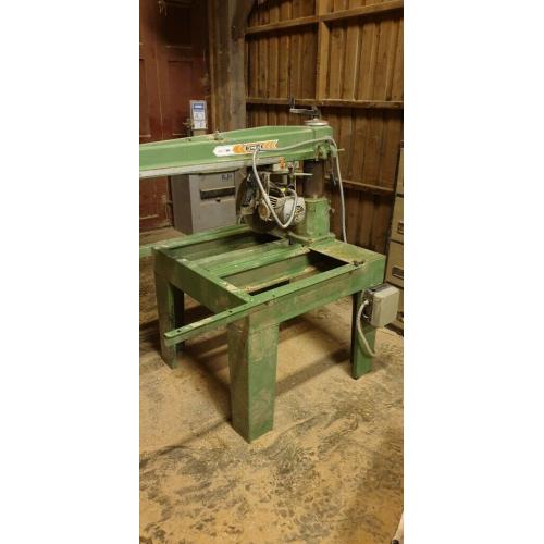 Maggii Radial Arm Saw 960mm cut