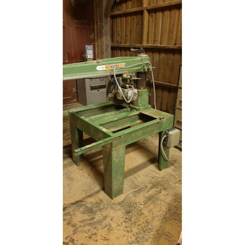 Maggii Radial Arm Saw 960mm cut