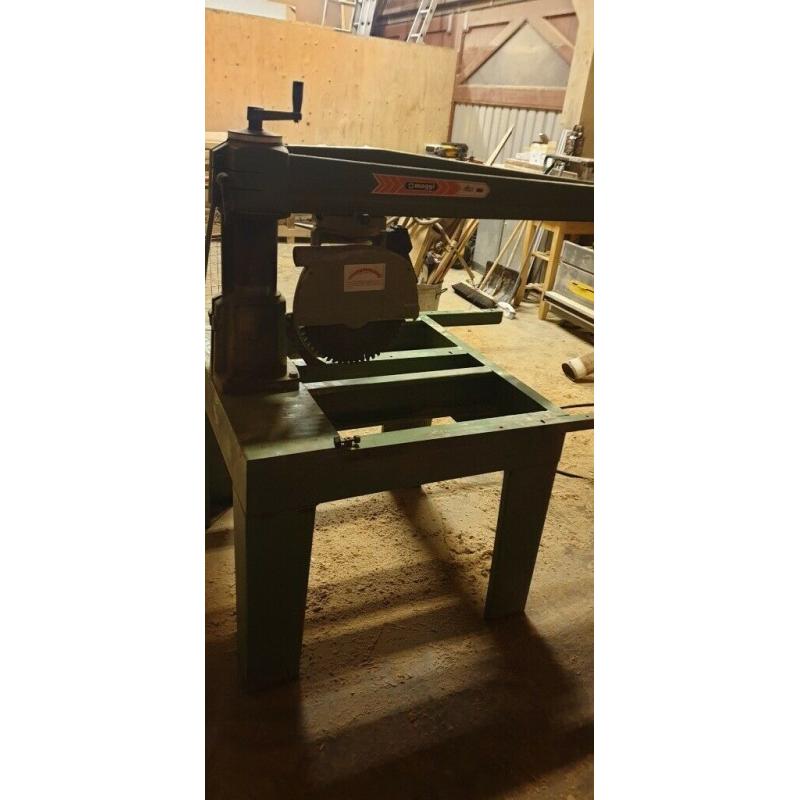 Maggii Radial Arm Saw 960mm cut