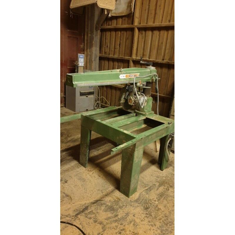 Maggii Radial Arm Saw 960mm cut