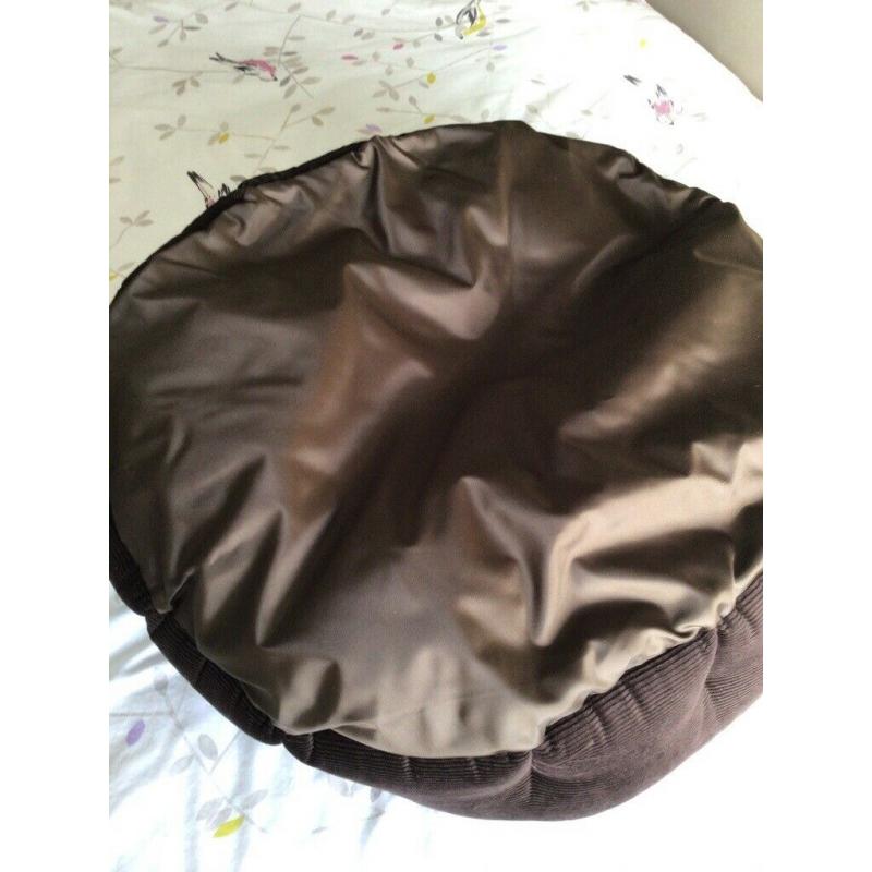 NEW Luxury Dog Bed