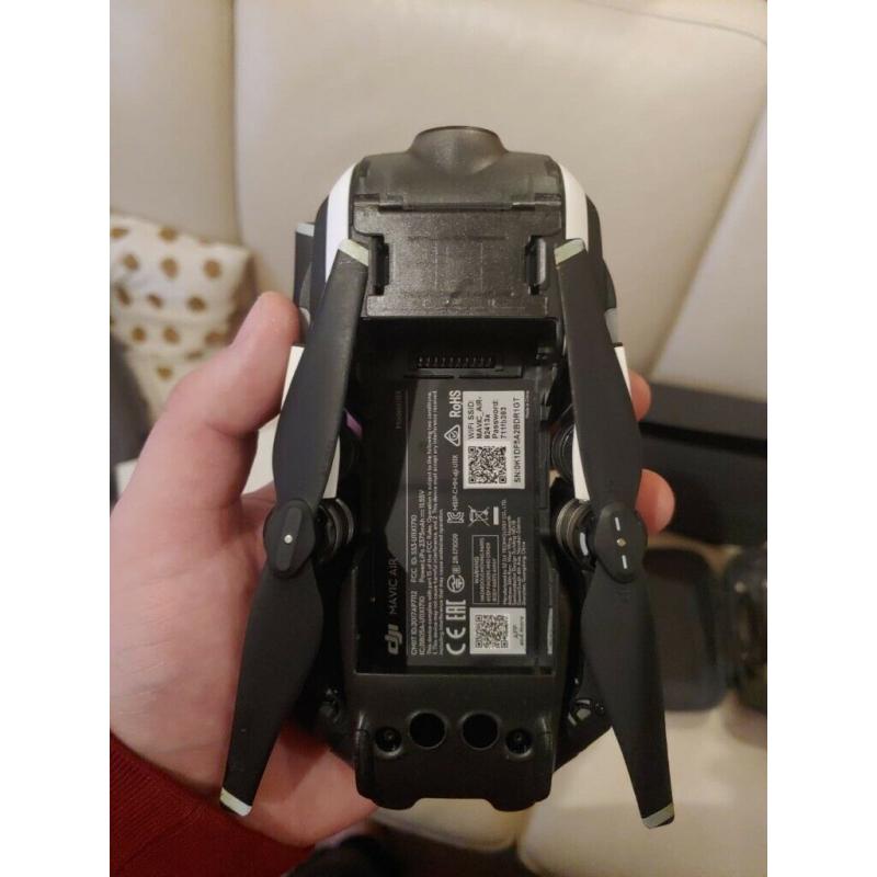 DJI Mavic Air Fly More Combo Pack
