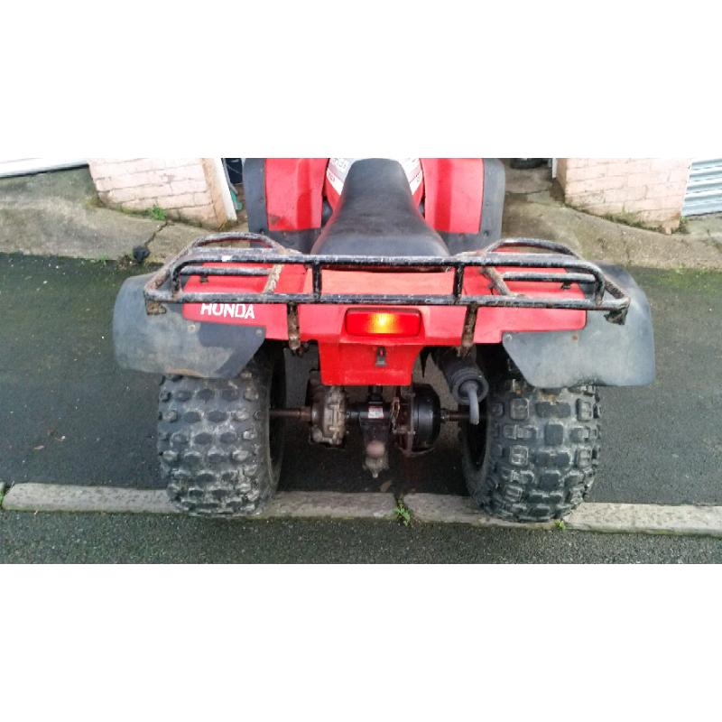 HONDA BIG RED QUAD 300cc 2x4 quad fully working 1998 model