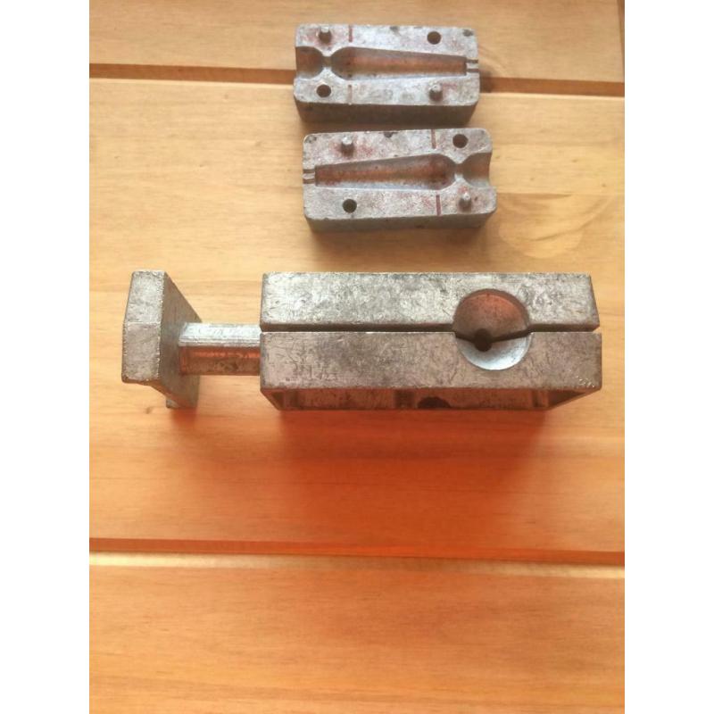 Fishing weight mould