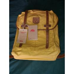 FJ?LLRAVEN 21LTR LAPTOP COMPATIBLE RUCKSACK NEW UNUSED