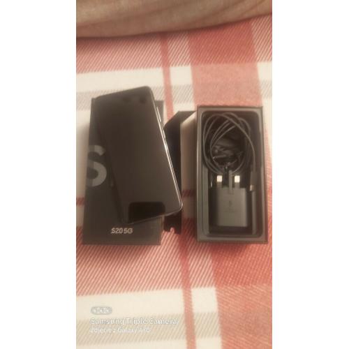 Brand new Samsung galaxy s 20 5G 128gb. Unlocked