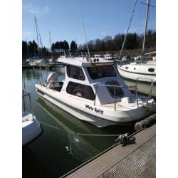 19'6" fishing / leasure Boat.