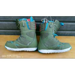 Burton emerald imprint2 SB boots good condition 6.5,Smirnoff board 65?