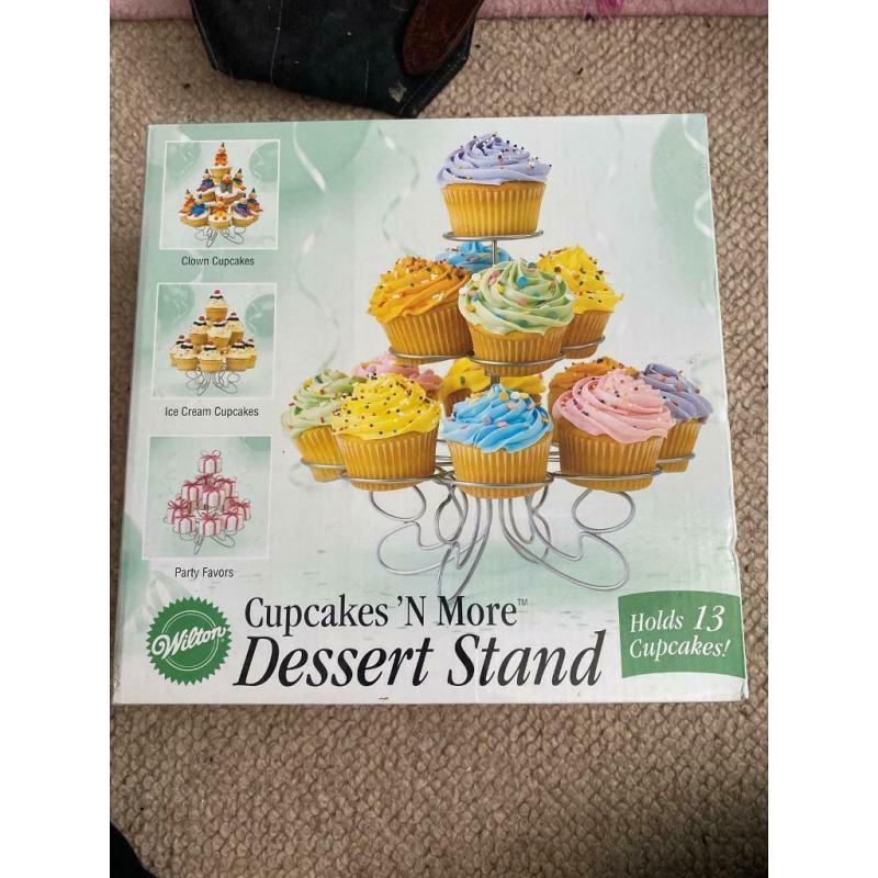 Cupcake stand - BRAND NEW