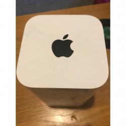 Apple AirPort Time Capsule 3TB never used - few marks on top
