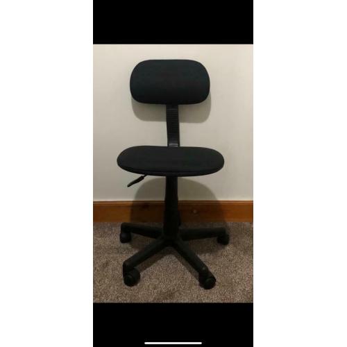 Black office swivel chair