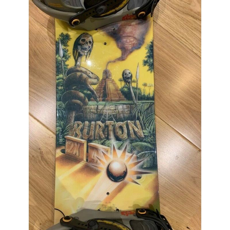 Kids Youth Burton Motion 146cm Snowboard and Bindings, Excellent Used Condition