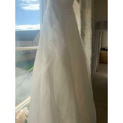Maggie Sottero Wedding Dress