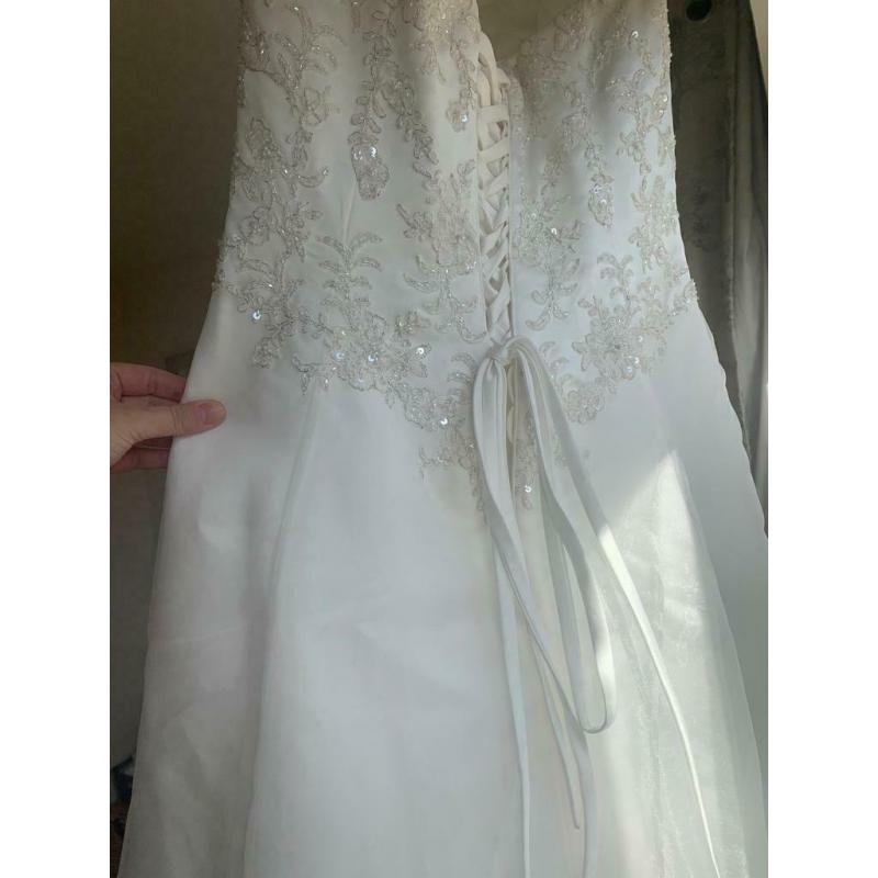 Maggie Sottero Wedding Dress