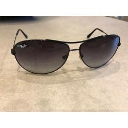 Genuine Ray- Ban aviator sunglasses model RB3293