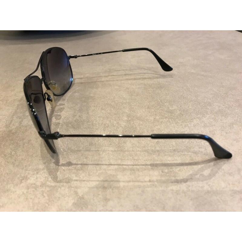 Genuine Ray- Ban aviator sunglasses model RB3293