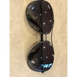Genuine Ray- Ban aviator sunglasses model RB3293
