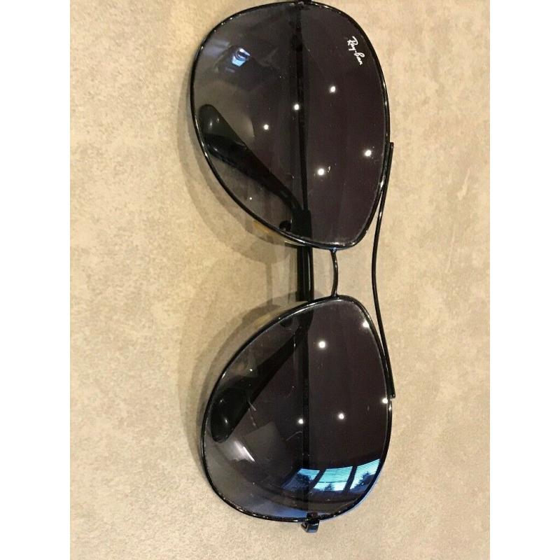 Genuine Ray- Ban aviator sunglasses model RB3293