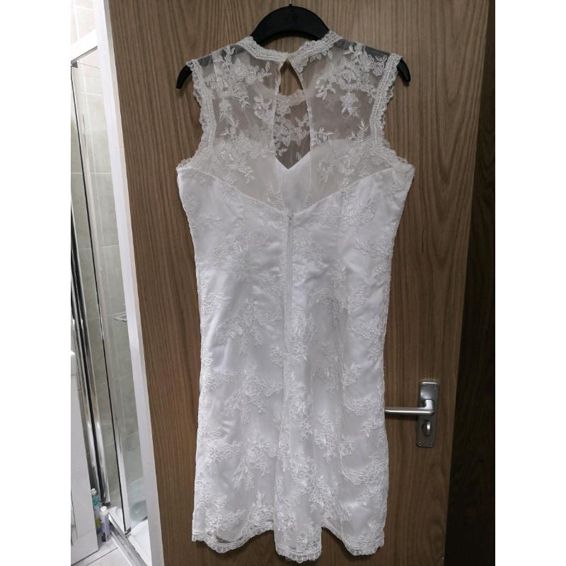 white dress/wedding/special occasion