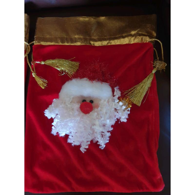 Two new Christmas bags from non smoking home