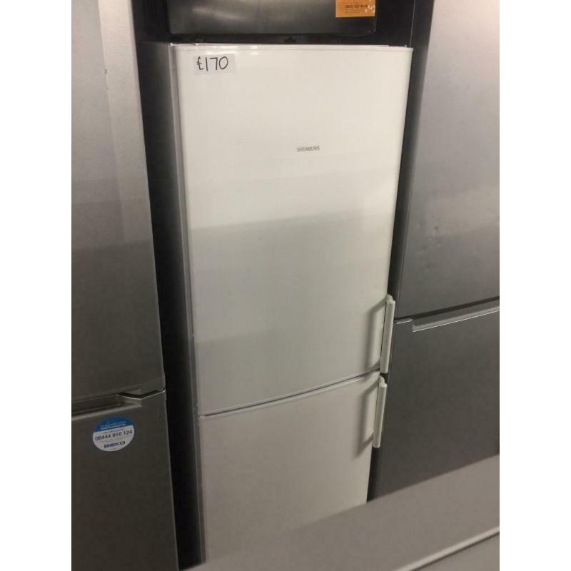 ???? SEIMENS FRIDGE FREEZER WHITE ????