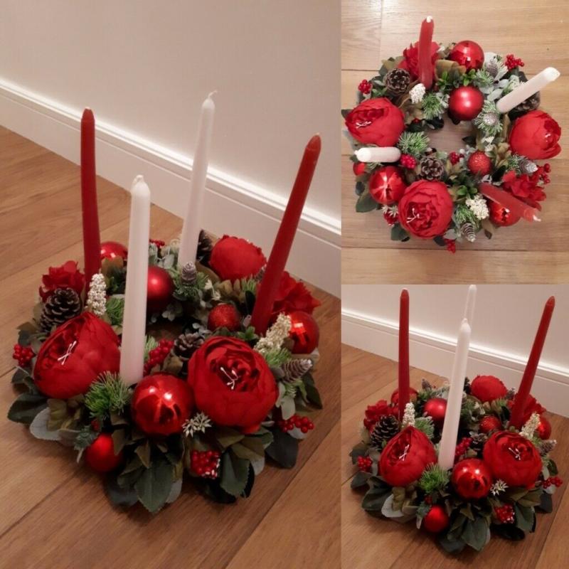 Christmas Candle Table Arrangement