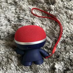 Tommy Hilfiger speaker and selfie cam