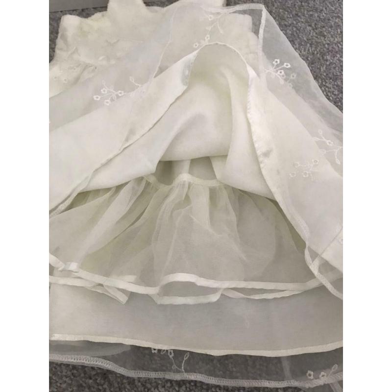 6-9 months Nect occasion dress ivory
