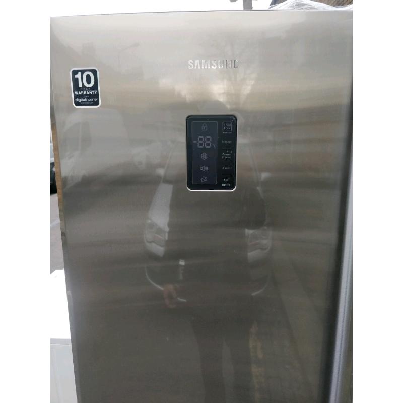 SAMSUNG FROST FREE FREEZER EXCELLENT CONDITION WITH DELIVERY AND WARRA