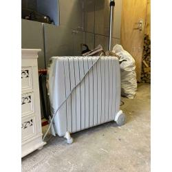 Delonghi Double oil filled radiator