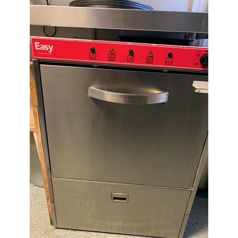 2 year old Easy commercial dishwasher