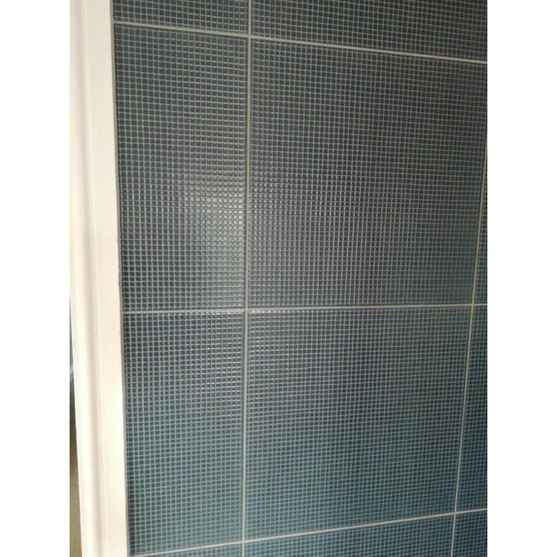 Ceramic wall or floor tiles