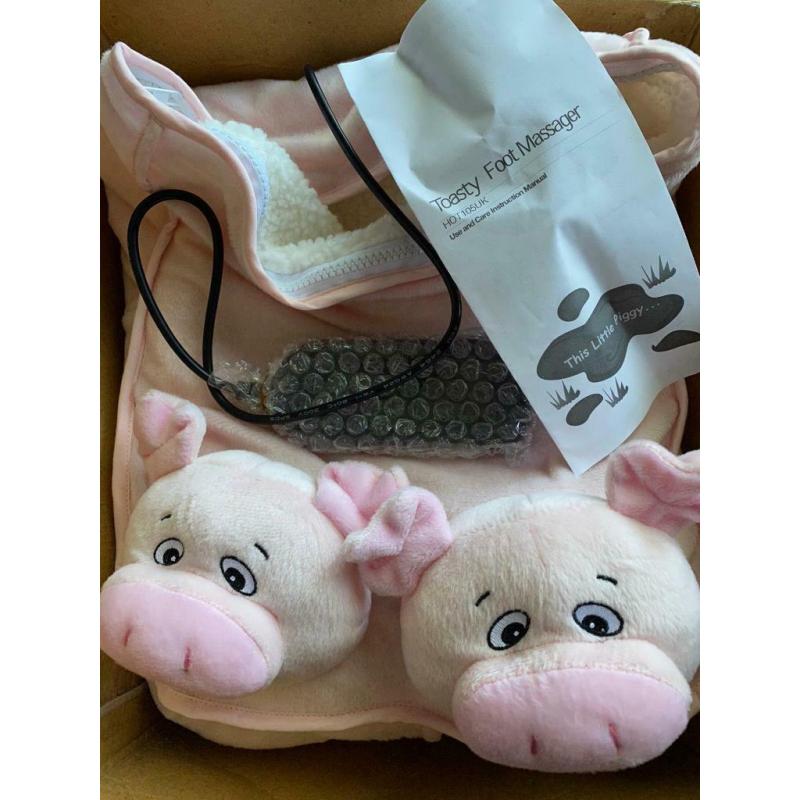 This little piggy toasty foot massager