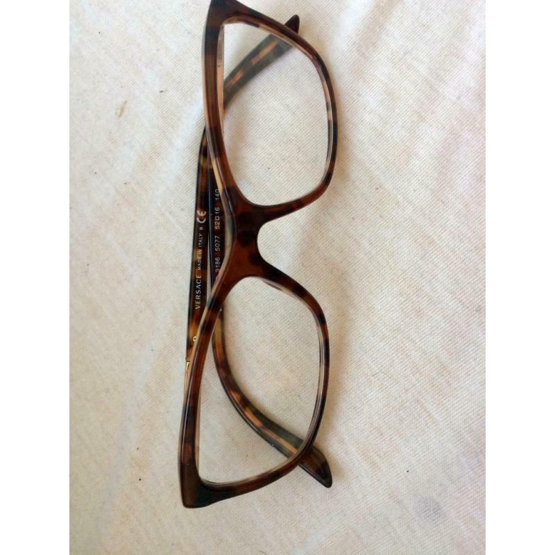 Eyeglasses