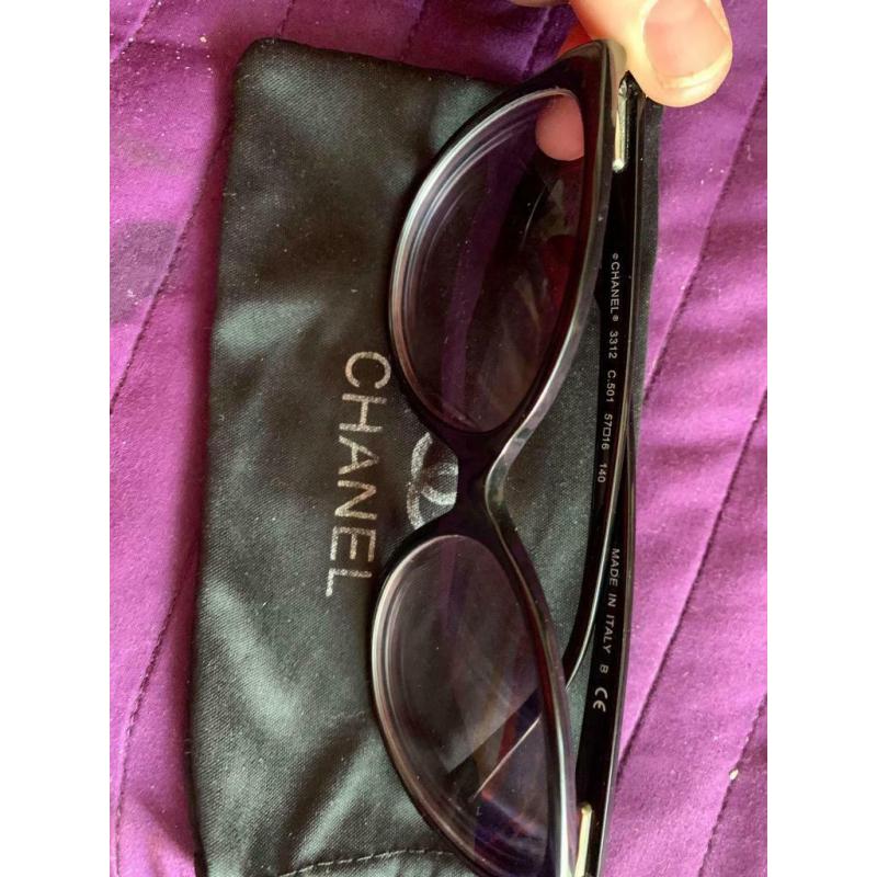 Eyeglasses