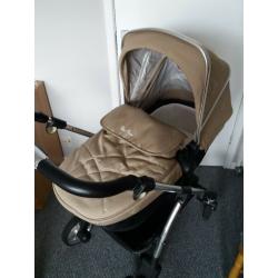 Silver Cross Travel System -2 isofix bases
