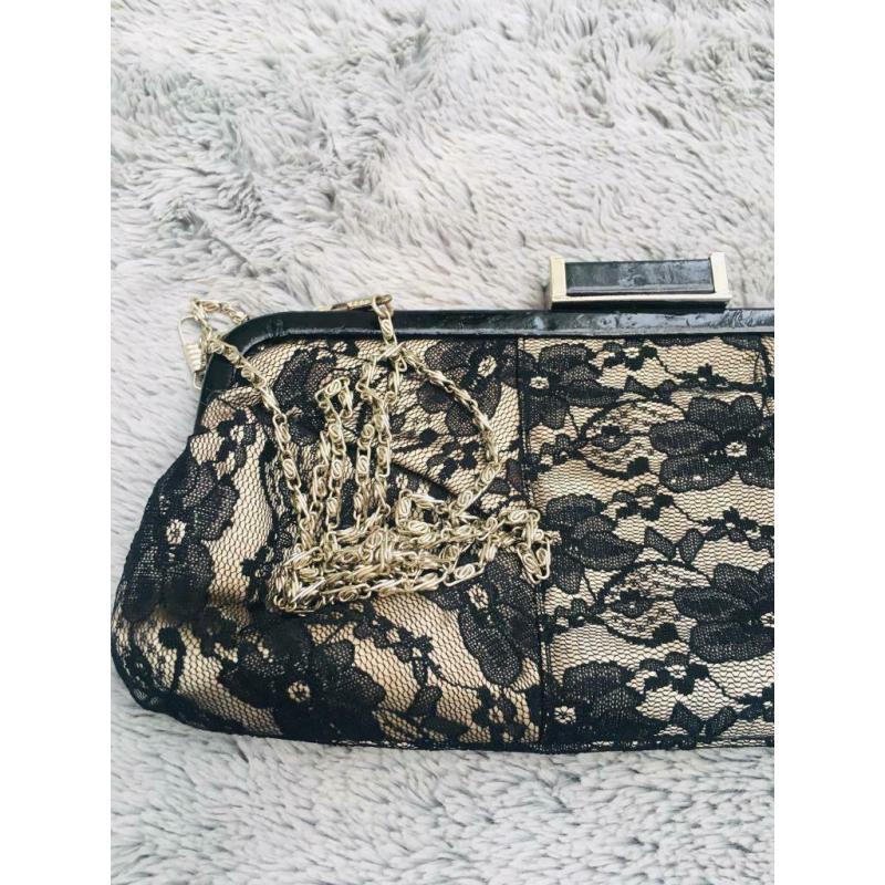 Handbags ?5 each 3 different bags