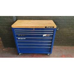 Snap on roll cab with wooden top