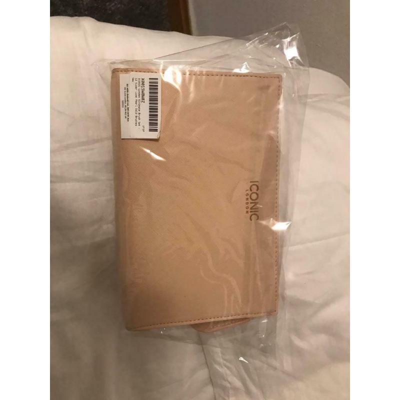 Iconic bag