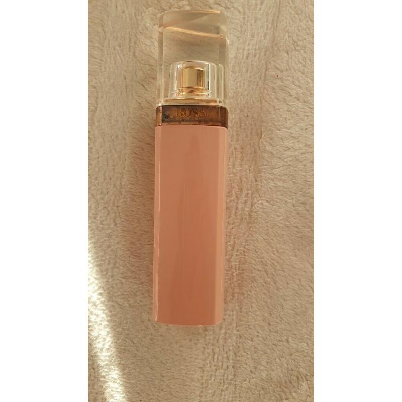 14 empty perfume bottles incl. 3x Mademoiselle by Chanel, J'Adore by Dior, 2x Stella McCartney etc.