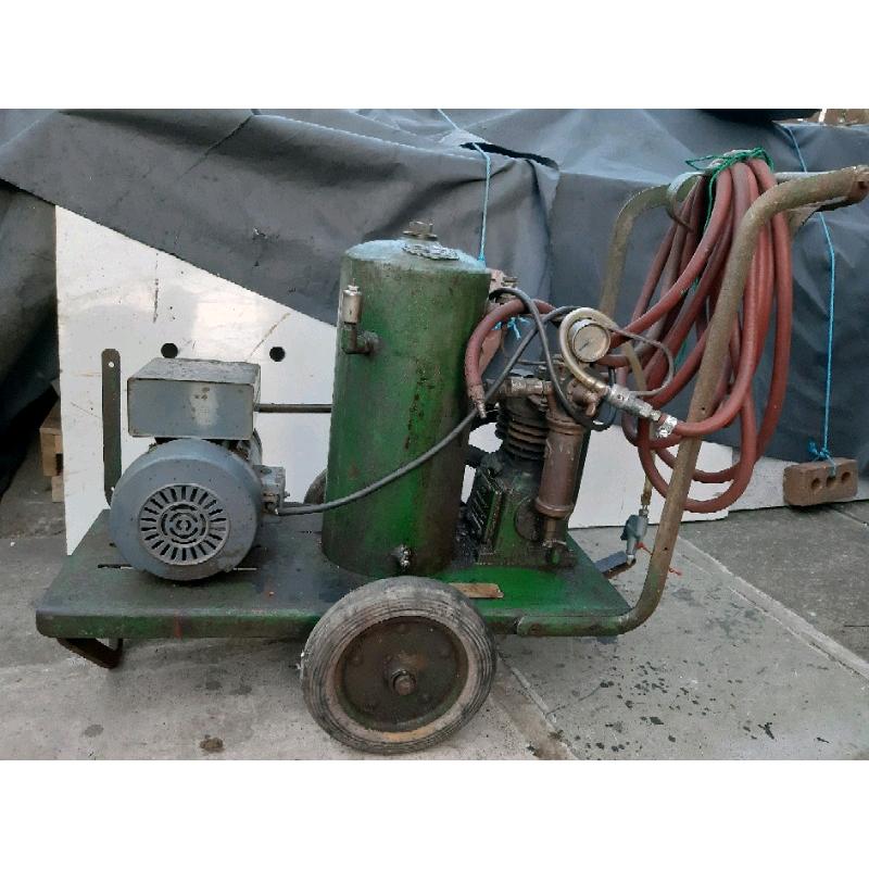 Vintage air compressor