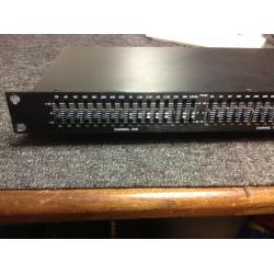 Phonic MQ3400 Dual 15 Band Graphic Equalizer EQ Rack Mounted