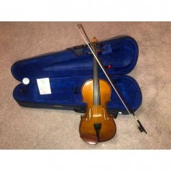 Stentor student 1 4/4 Violin for sale in near mint condition