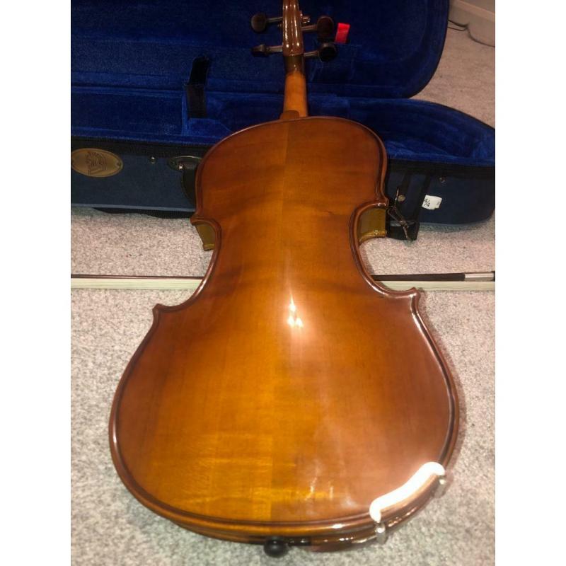 Stentor student 1 4/4 Violin for sale in near mint condition