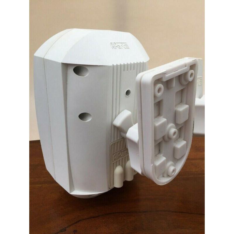 APART Mask-4TW loud speakers,4.25?,PAIR, with wall brackets, new