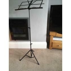 Collapsible music stand with carry case